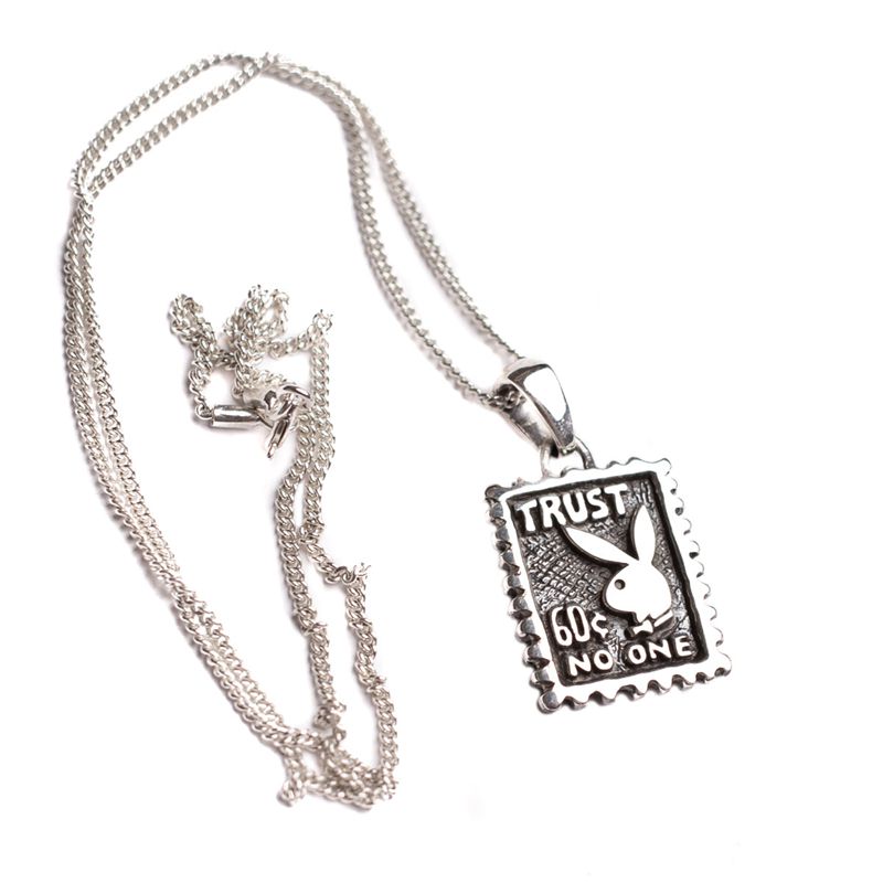 Joalheria Playboy Trust No One Necklace Masculino Douradas | EJHFS3627